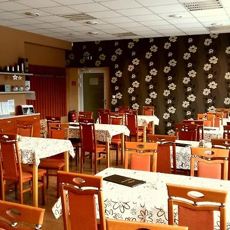 Na Rozku Penzion Sliač